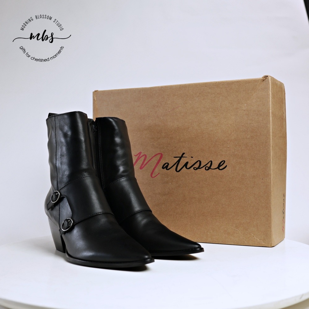 NIB Matisse Flipside Leather Pointed Toe Western Moto Ankle Boots Black Women 10